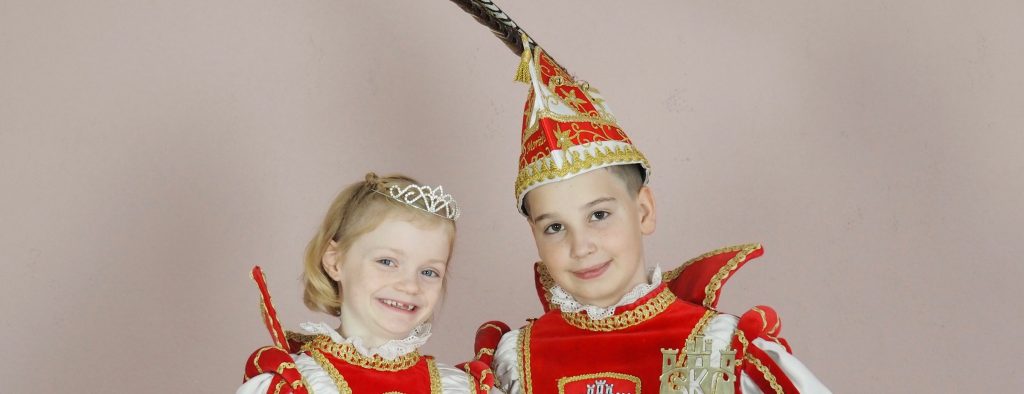 Das Kinderprinzenpaar 2025/26 des SKC Söven
